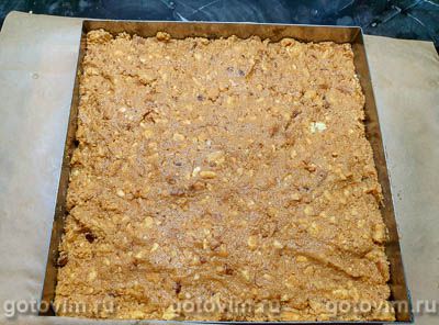 Десерт «Муравейник» с жареным миндалем Десерт «Муравейник» с жареным миндалем