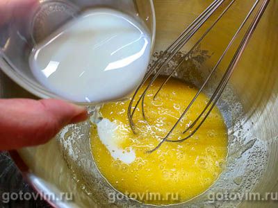 Десерт «Муравейник» с жареным миндалем Десерт «Муравейник» с жареным миндалем