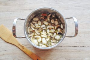 Диетический суп из шампиньонов