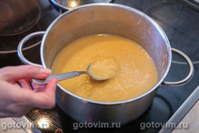 Гороховое пюре с жареными грибами