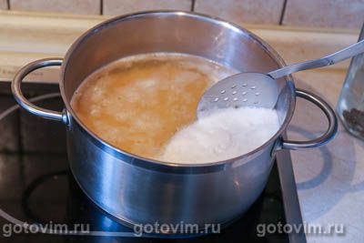 Гороховое пюре с жареными грибами