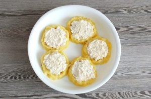 Картофельные ватрушки с фаршем
