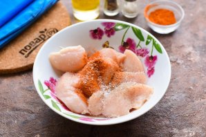 Курица в кефире