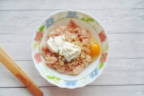 Куриные оладьи с манкой