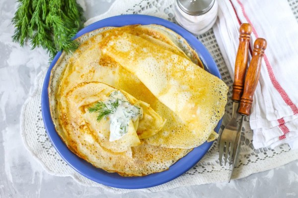 Масленица идет! 7 рецептов блинов на каждый день: на молоке, кефире, ажурные, с начинками        