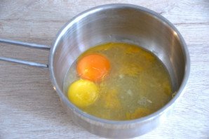 Муссовый торт с лимоном и клубникой