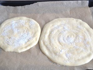 Муссовый торт с лимоном и клубникой