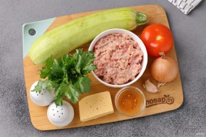 Рулетики из кабачков с мясом