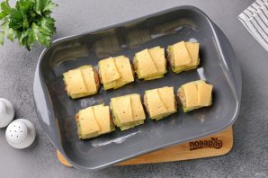 Рулетики из кабачков с мясом