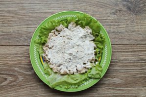 Салат с курицей, яблоком и морковью