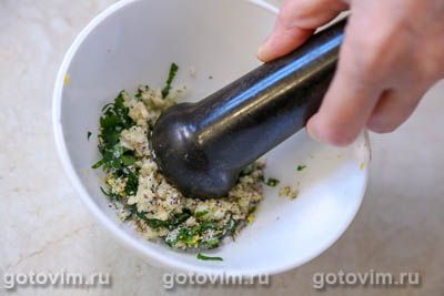 Свиная шейка с соусом гремолата, запеченная в духовке Свиная шейка с соусом гремолата, запеченная в духовке