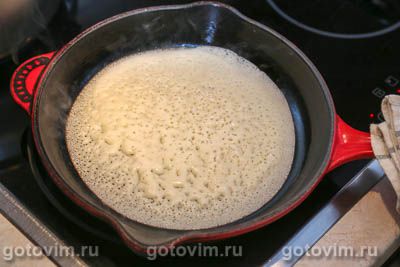 Тонкие блины на кислом молоке Тонкие блины на кислом молоке