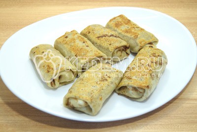 Блины с луком и яйцом