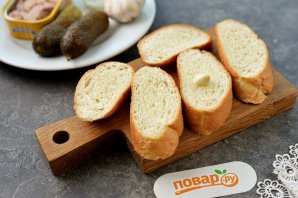 Бутерброды с печенью трески на праздничный стол Бутерброды с печенью трески на праздничный стол