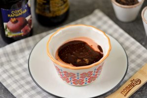 Чесночно-гранатовый соус