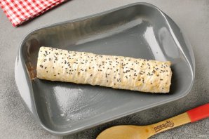 Горячий рулет из лаваша с начинкой