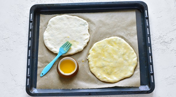 Хачапури с брынзой, пошаговый рецепт с фото