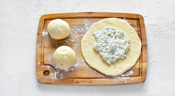 Хачапури с брынзой, пошаговый рецепт с фото