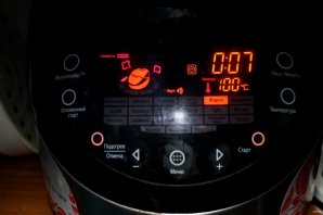 Куриные ножки с рисом в мультиварке