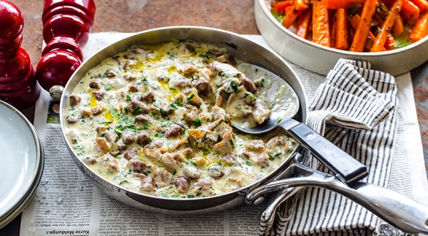 Куриные потрошки в сметанном соусе, пошаговый рецепт с фото Куриные потрошки в сметанном соусе, пошаговый рецепт с фото