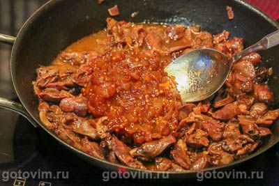 Куриные сердечки, жаренные с соусом на квасе Куриные сердечки, жаренные с соусом на квасе