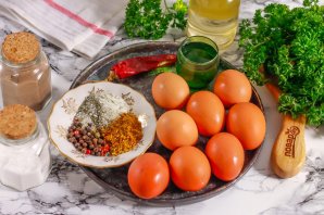 Маринованные яйца в банках