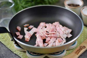 Нежный скрэмбл с беконом Нежный скрэмбл с беконом