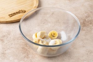 Панкейки с бананом и шоколадом Панкейки с бананом и шоколадом