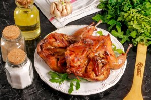 Перепелки в соевом соусе в духовке