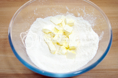 Песочный пирог с творогом Песочный пирог с творогом