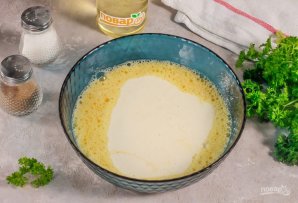 Пышный омлет на сковороде без молока