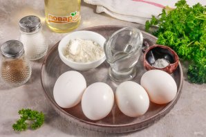 Пышный омлет на сковороде без молока