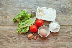 Салат с рикоттой и помидорами