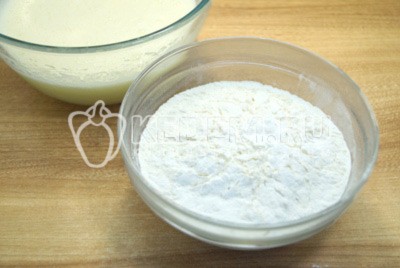 Шарлотка на сметане