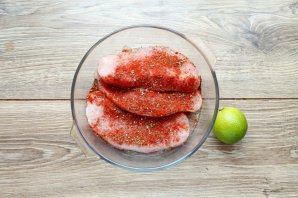 Стейк индейки по-мексикански