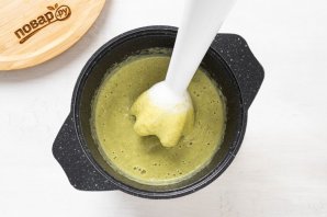 Суп-пюре с брокколи и плавленым сыром