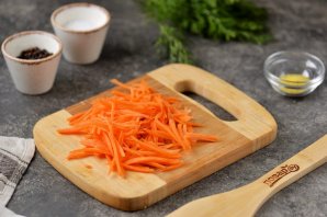 Суп с консервированной сайрой и рисом Суп с консервированной сайрой и рисом