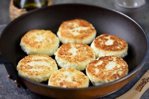 Сырники без муки и манки Сырники без муки и манки