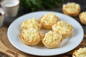 Тарталетки с яйцом Тарталетки с яйцом