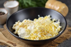 Тарталетки с яйцом Тарталетки с яйцом