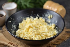 Тарталетки с яйцом Тарталетки с яйцом