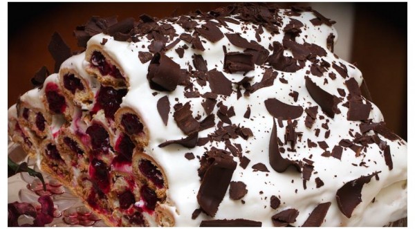 Торт Монастырская изба с вишней со сметанным кремом, пошаговый рецепт с фото Торт Монастырская изба с вишней со сметанным кремом, пошаговый рецепт с фото