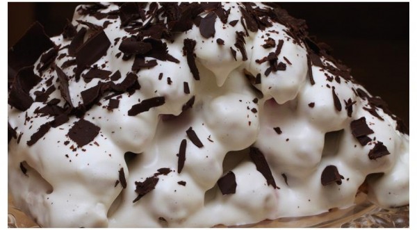 Торт Монастырская изба с вишней со сметанным кремом, пошаговый рецепт с фото Торт Монастырская изба с вишней со сметанным кремом, пошаговый рецепт с фото