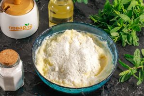 Жареные шайбочки из творога на сковороде