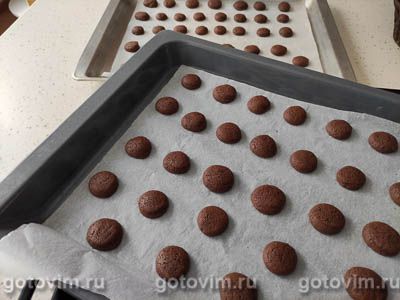 Бисквитные пирожные «Клубника в шоколаде»