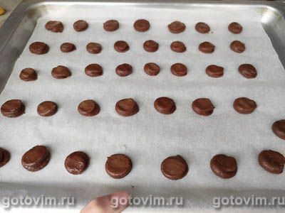 Бисквитные пирожные «Клубника в шоколаде»