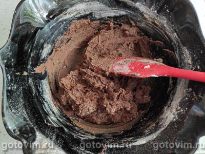 Бисквитные пирожные «Клубника в шоколаде»