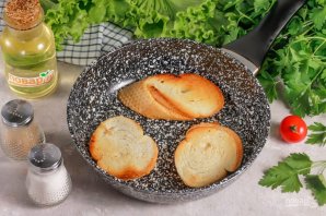 Брускетта с творожным сыром и томатами