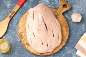 Гусиная грудка в духовке