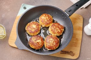 Котлеты из минтая с сыром